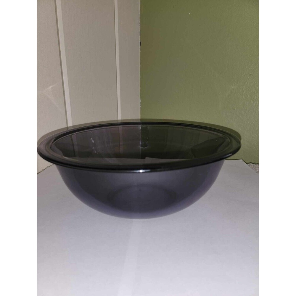 VINTAGE Pyrex Purple Amethyst Mixing Bowl Made in USA, 10"